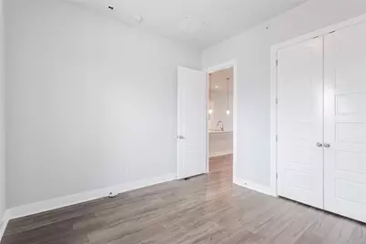4507 E Martin Luther King Jr Boulevard #122, Austin, TX 78721 - Photo 16