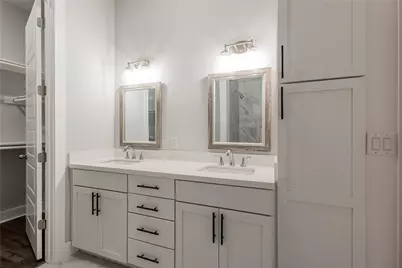 4507 E Martin Luther King Jr Boulevard #122, Austin, TX 78721 - Photo 28
