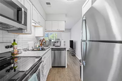 2801 Hemphill Park #A303, Austin, TX 78705 - Photo 1