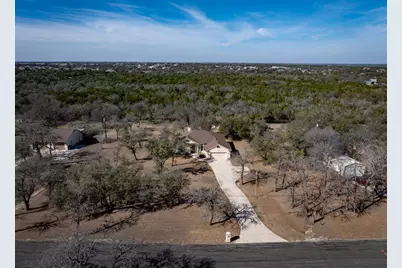 502 Carriage Oaks Drive, Liberty Hill, TX 78642 - Photo 32
