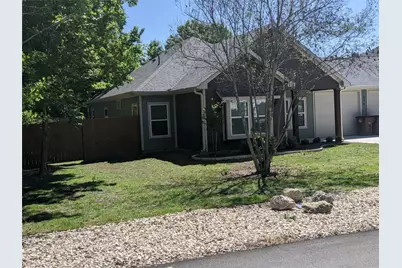 906 Kate Street #A, Lockhart, TX 78644 - Photo 12