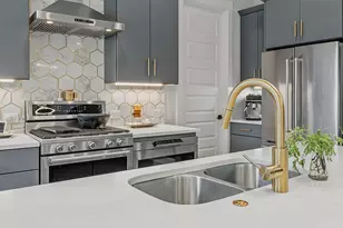 1000 Ellingson Ln, Austin, TX 78751 - Photo 10
