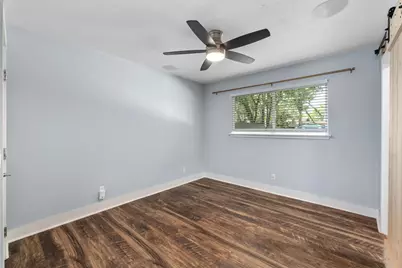7404 Lunar Drive, Austin, TX 78745 - Photo 14