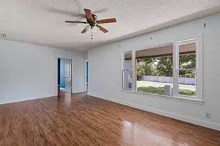 2106 Allred Dr, Austin, TX 78748 - Photo 2