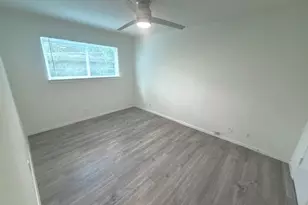 7303 Whispering Creek Cir, Austin, TX 78736 - Photo 12