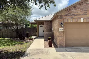 216 Anne Louise Dr, New Braunfels, TX 78130 - Photo 1