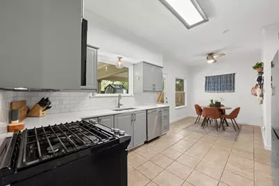 8002 Willet Trail, Austin, TX 78745 - Photo 14