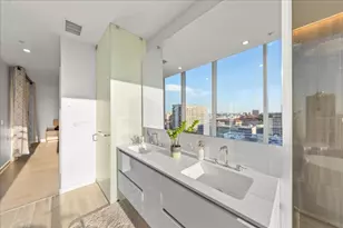 313 W 17th St, Austin, TX 78701 - Photo 22