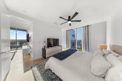 313 W 17th Street #1204, Austin, TX 78701 - Photo 18