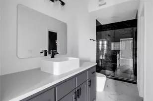 402 Hi Stirrup, Horseshoe Bay, TX 78657 - Photo 32