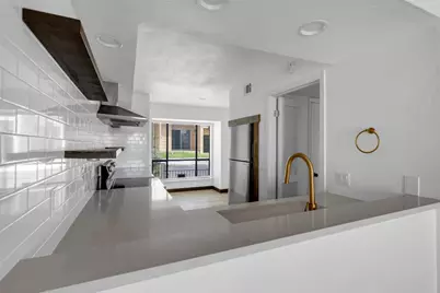 402 Hi Stirrup #E2, Horseshoe Bay, TX 78657 - Photo 12