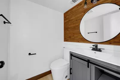 402 Hi Stirrup #E2, Horseshoe Bay, TX 78657 - Photo 20