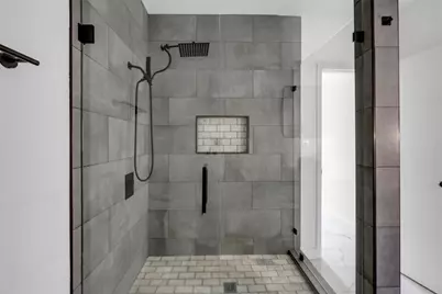 402 Hi Stirrup #E2, Horseshoe Bay, TX 78657 - Photo 28