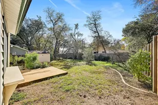 2817 Norfolk Dr, Austin, TX 78745 - Photo 32