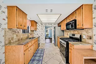 2817 Norfolk Dr, Austin, TX 78745 - Photo 12