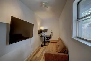 1610 Pecan St, Georgetown, TX 78626 - Photo 18