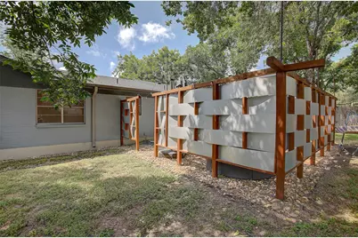 1610 Pecan Street, Georgetown, TX 78626 - Photo 38