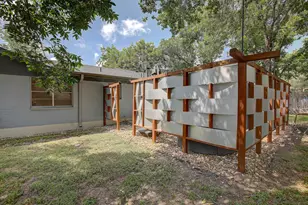 1610 Pecan St, Georgetown, TX 78626 - Photo 38