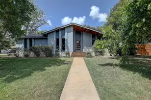 1610 Pecan St, Georgetown, TX 78626 - Photo 12