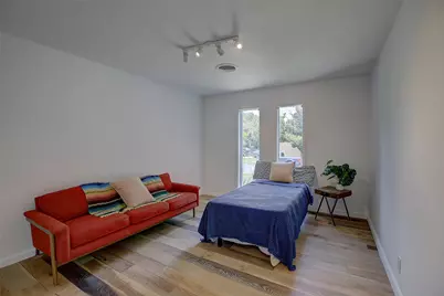 1610 Pecan Street, Georgetown, TX 78626 - Photo 28