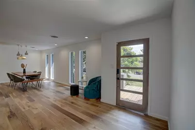 1610 Pecan Street, Georgetown, TX 78626 - Photo 2