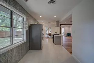 1610 Pecan St, Georgetown, TX 78626 - Photo 16