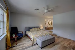 1610 Pecan St, Georgetown, TX 78626 - Photo 32
