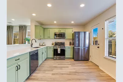 5516 Rayburn Lane, Austin, TX 78723 - Photo 6