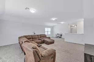 129 Rowdy Yates Wy, Jarrell, TX 76537 - Photo 18