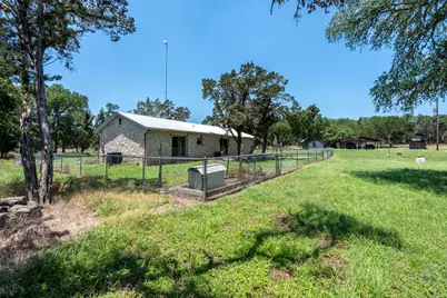 801 Billie Brooks Lane, Driftwood, TX 78619 - Photo 2
