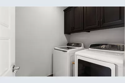 1511 Lawrence Street, Austin, TX 78741 - Photo 12