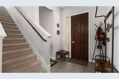 1511 Lawrence Street, Austin, TX 78741 - Photo 2