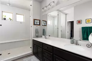1511 Lawrence St, Austin, TX 78741 - Photo 16