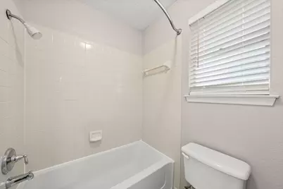 411 Greenlawn Boulevard, Round Rock, TX 78664 - Photo 24