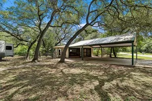 12715 Crystal Creek Dr, Buda, TX 78610 - Photo 32