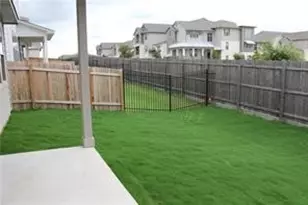 2011 NE Crimson Rosella Trail, Austin, TX 78728 - Photo 4
