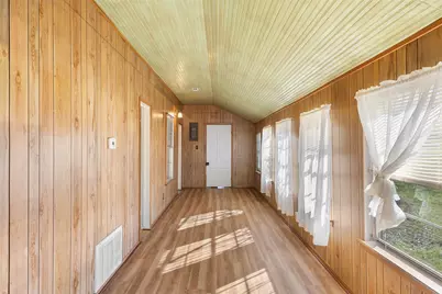 809 N Main Street, Lexington, TX 78947 - Photo 14