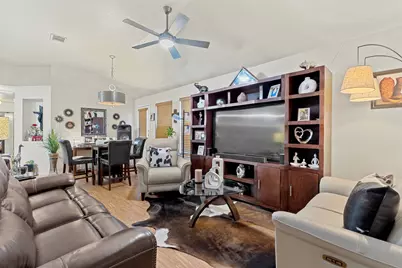 1000 Christopher Drive #B, Round Rock, TX 78681 - Photo 4