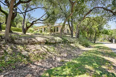 2412 Deer Pass, Austin, TX 78746 - Photo 2