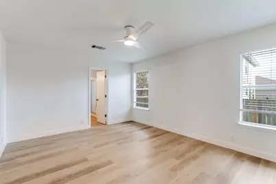 109 Orange Tree Lane, Georgetown, TX 78626 - Photo 14