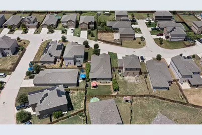 212 Hyacinth Way, Jarrell, TX 76537 - Photo 34