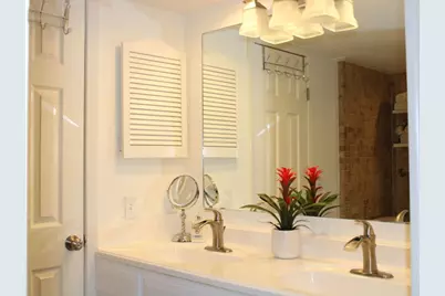 104 Horseshoe Bay Boulevard #5, Horseshoe Bay, TX 78657 - Photo 12