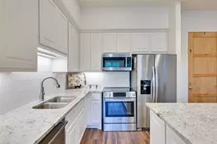 102 Bella Toscana Ave, Lakeway, TX 78734 - Photo 6