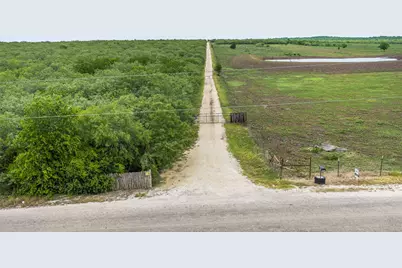 1190 Dickerson Road, Lockhart, TX 78644 - Photo 22