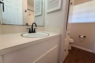 8520 Woodstone Dr, Austin, TX 78757 - Photo 10