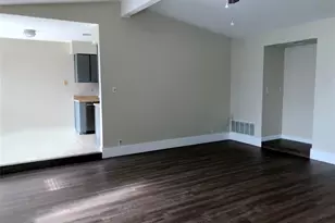 1915 Magazine St, Austin, TX 78727 - Photo 4