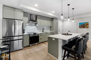 2500 Longview St, Austin, TX 78705 - Photo 4