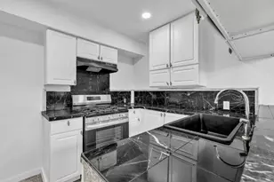 5210 Woodrow Ave, Austin, TX 78756 - Photo 2