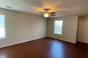 11816 Plains Valley Dr, Del Valle, TX 78617 - Photo 2