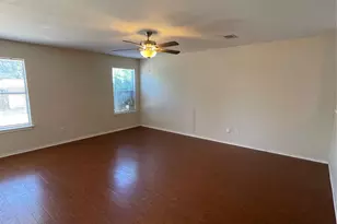 11816 Plains Valley Dr, Del Valle, TX 78617 - Photo 16